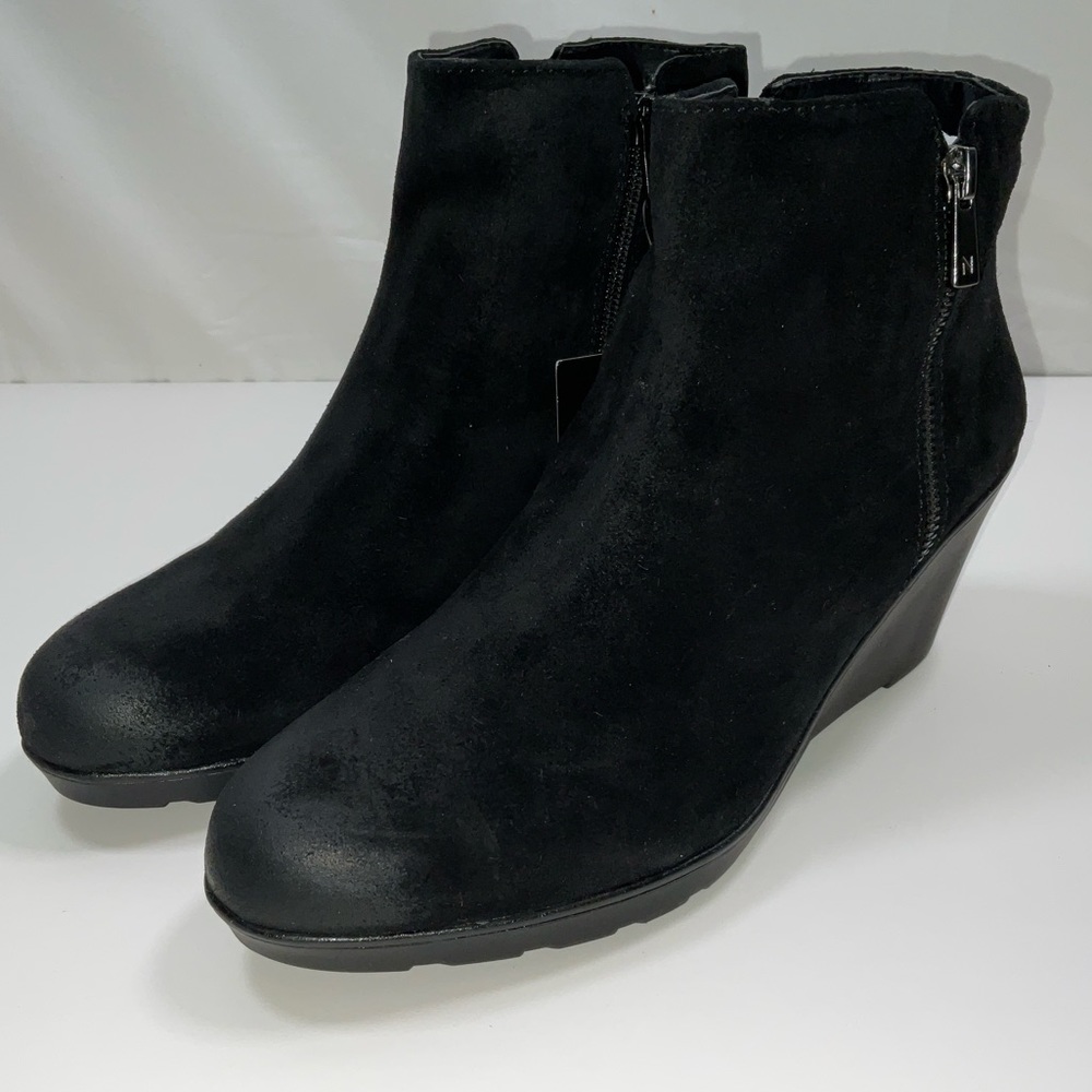 NWOB‎ Women’s Naturalizer Landry Ankle Booties Black Suede Wedge Heel Size 10M